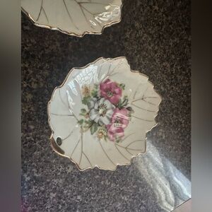 Set of 3 Vintage Japanese Porcelain leaf shaped  trinket dishes